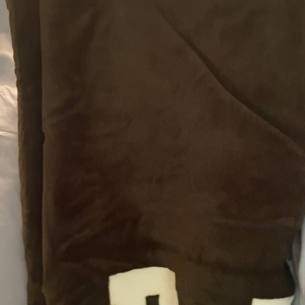 Pink Victoria’s Secret BNIP Sherpa blanket - Picture 5 of 12